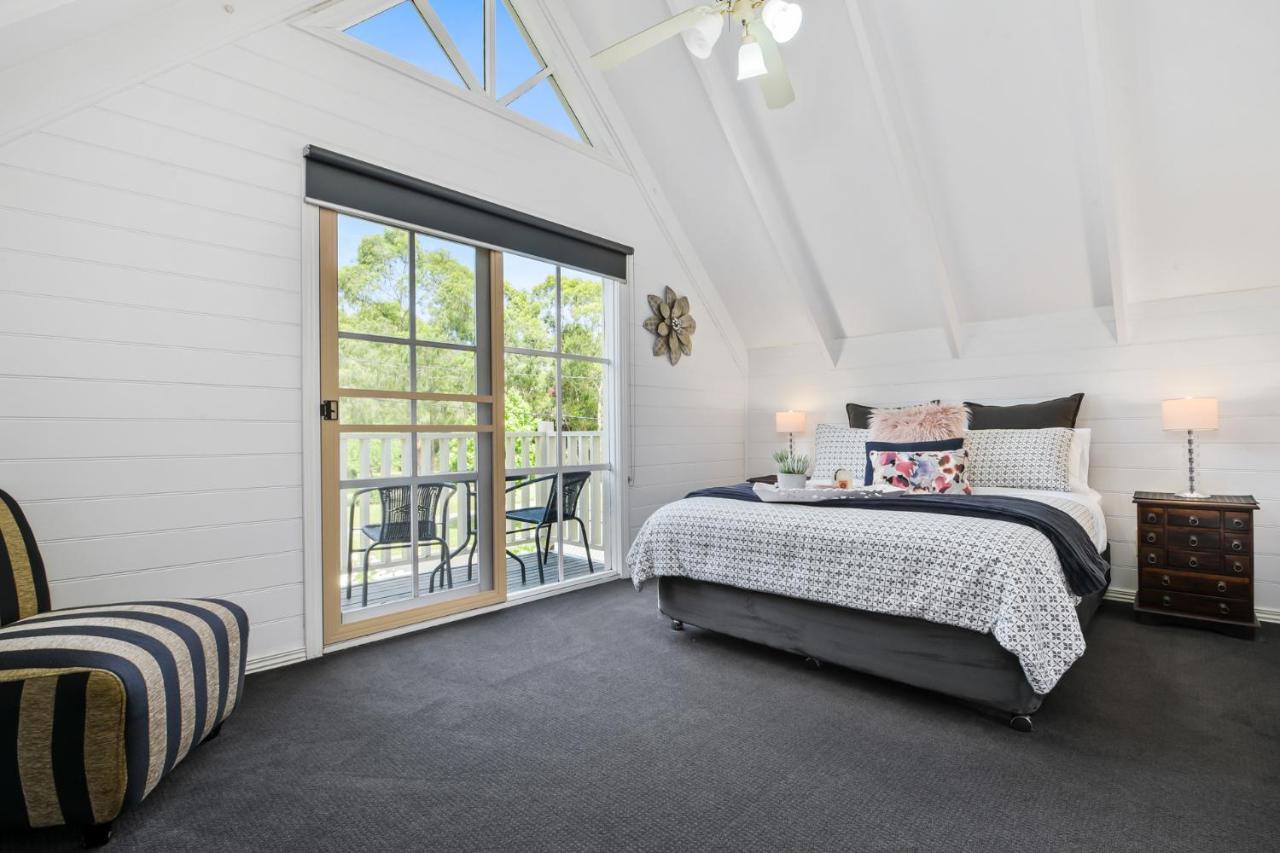 Creek Cottage Bed And Breakfast Traralgon Exterior photo